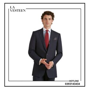 Suit xanh navy phối cà vạt đỏ